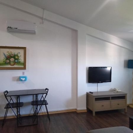 Ginasuite Kompleks27 Hotel بندر سير بيجوانا المظهر الخارجي الصورة
