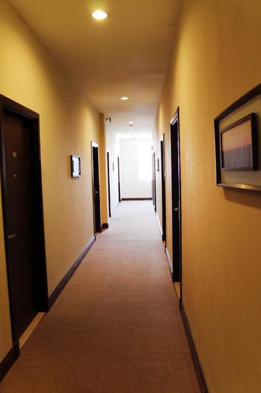 Ginasuite Kompleks27 Hotel بندر سير بيجوانا المظهر الخارجي الصورة