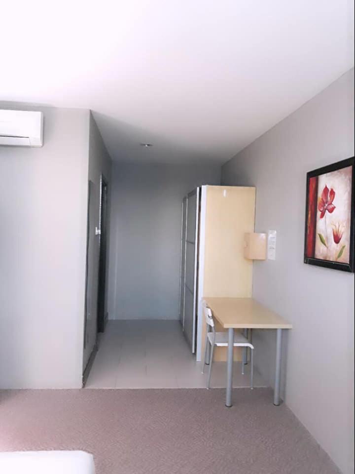 Ginasuite Kompleks27 Hotel بندر سير بيجوانا المظهر الخارجي الصورة